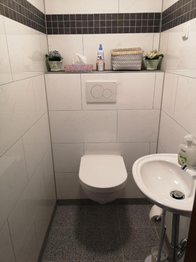 Gemuetliches Ferienzimmer Huerth Ngoại thất bức ảnh